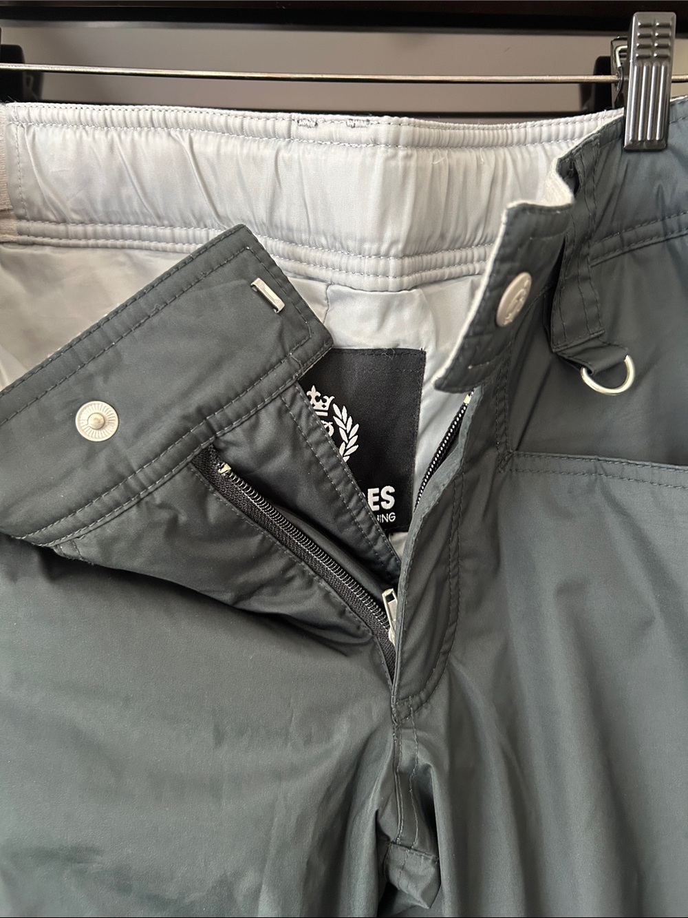 Betty Rides Black Insulated Ski Snowboard Pants Vented Women's Size S - Picture 10 of 16